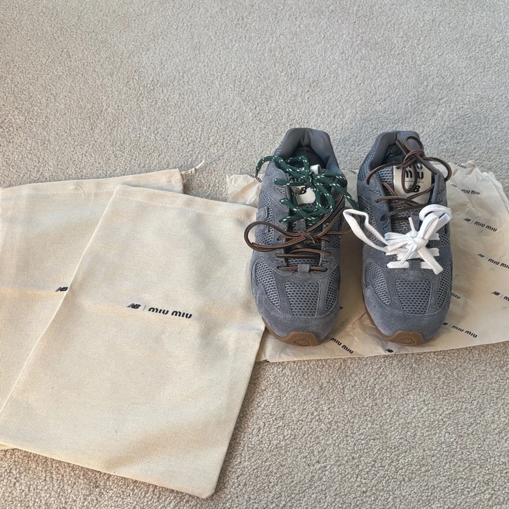 Miu Miu Gray Sneakers with Green and White Laces - Picture 4 of 9